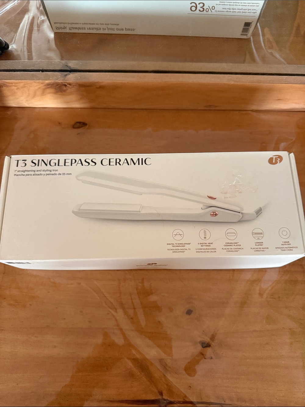 NEW•T3 singlepass ceramic 1” straightening and styling iron. $180